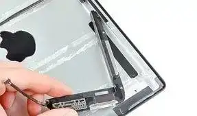 Замена полифонического динамика iPad, фотография 1