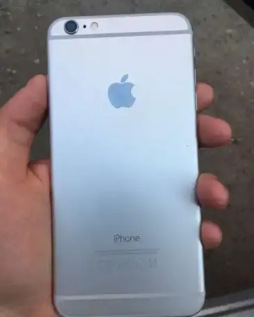 Iphone 6+,16 ГБ, б/у, имеется коробка,наушники, фотография 2