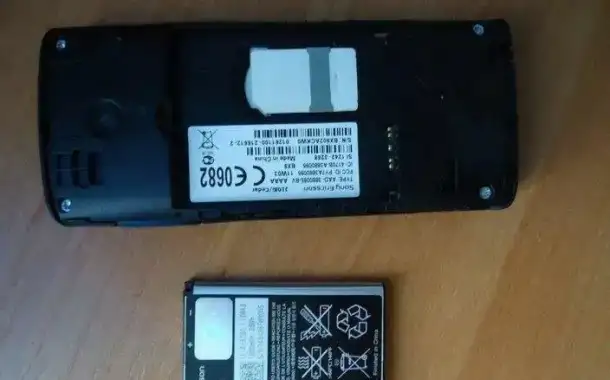Новый Sony Ericsson J108i Cedarоригинал,комплект, фотография 9