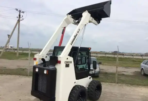 Мини-погрузчик LONKING CDM308 в Тольятти от официального представителя завода в РФ, фотография 3