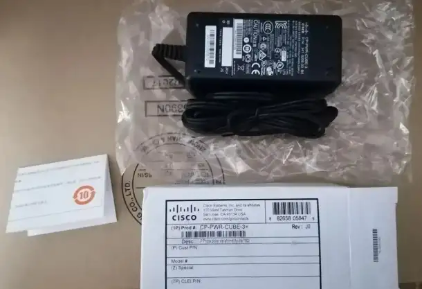 Cisco CP-PWR-cube3 (блок питания телефонов Cisco), фотография 1