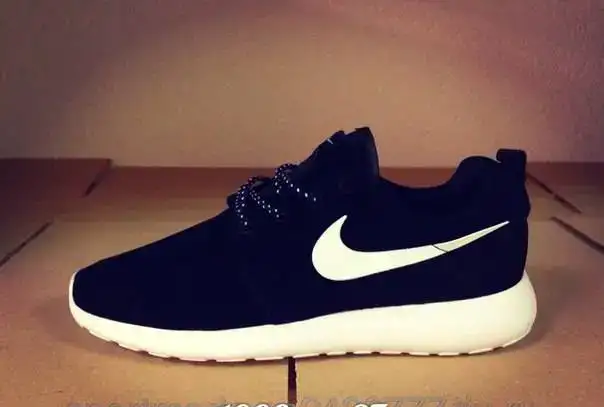 Кроссовки Nike Roshe Run, фотография 1