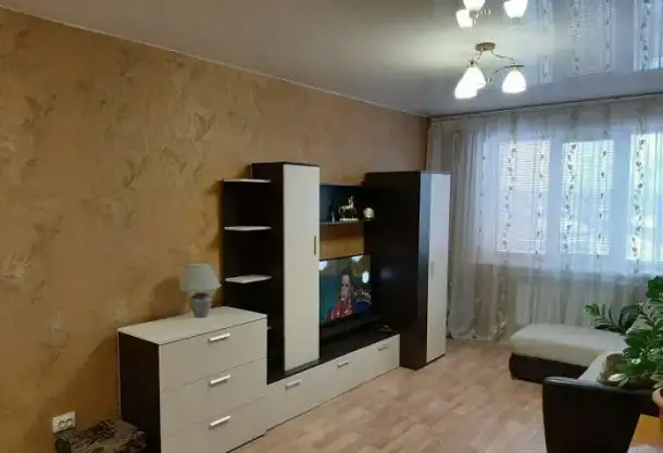 Сдам 1 комнатную мебелированную квартиру 36,8 кв.1м. на длительный срок, фотография 2
