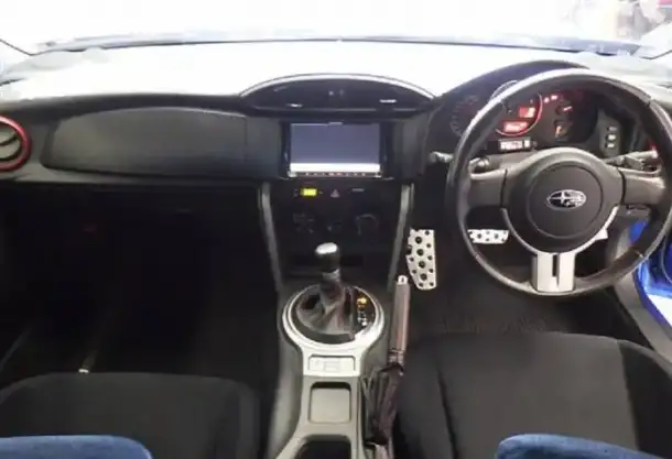 Subaru BRZ отличный спорт купе, фотография 5