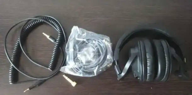 Наушники Audio-Technica ATH-M40X, фотография 3