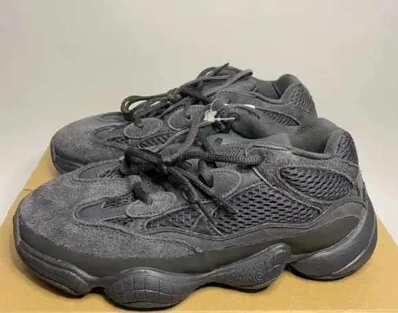 Adidas Yeezy 500 Utility Black, фотография 4