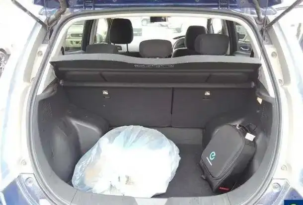 Электромобиль хэтчбек Nissan Leaf кузов AZE0 модификация X 80th гв 2014, фотография 9