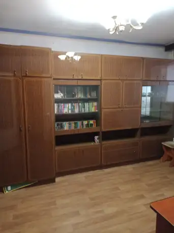 Продаю стенку бу советских времен можно по частям, фотография 1