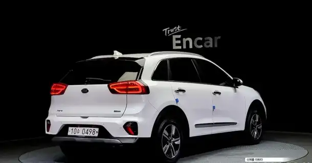 Kia Niro HEV Prestige, фотография 2