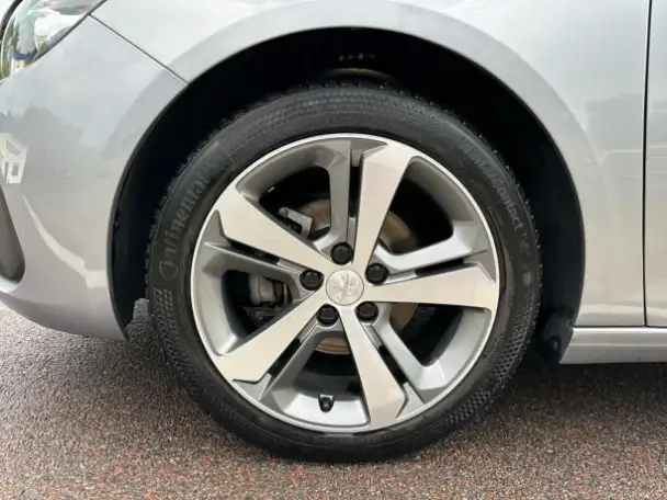 Продам Автомобиль Peugeot 308 1.5 AT, 2019, 127 000 км, фотография 10