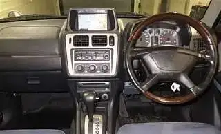 MITSUBISHI PAJERO IO, фотография 5