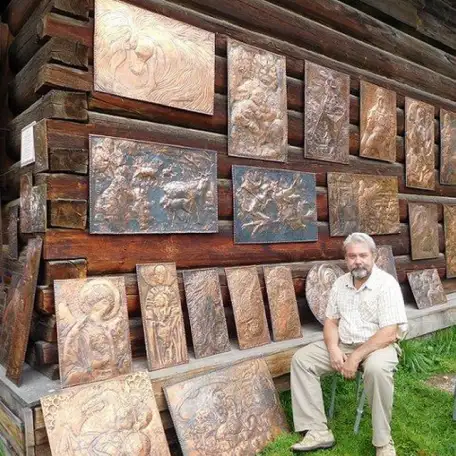 Экскурсия в мастерскую чеканщика в Иркутске, фотография 2