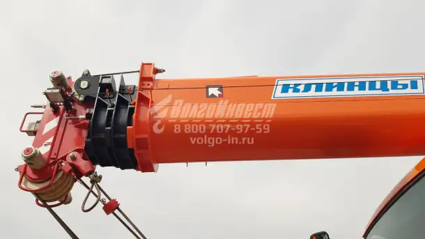 Автокран 32 тонн КЛИНЦЫ КС-55729 на шасси КАМАЗ-43118 6x6, фотография 4
