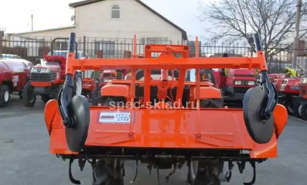 Мини-трактор Kubota B1600D, фотография 3
