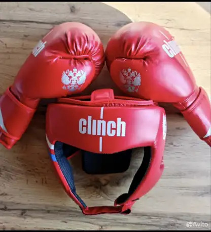 Боксерские перчатки и шлем Clinch, фотография 6