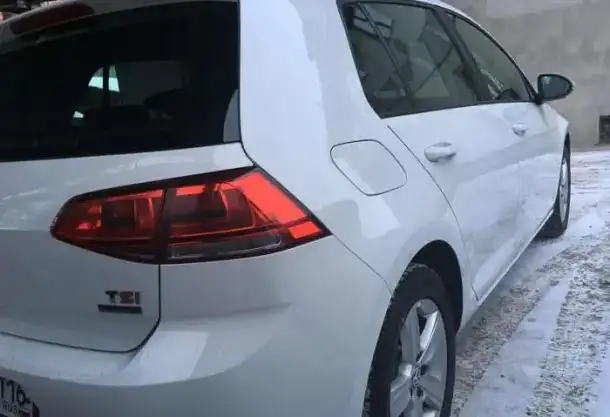 Volkswagen Golf 7 2013г комплектация Highline (1.4 140 л.с.), фотография 5