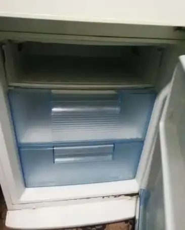 Продаю холодильник  l G    пользовались мало ,после поломки ремонт не производили, фотография 2