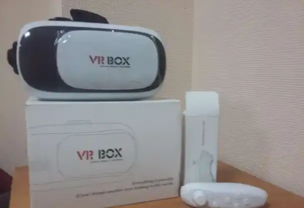 Очки виртуальной реальности VR BOX 2.0 с пультом управления, фотография 2
