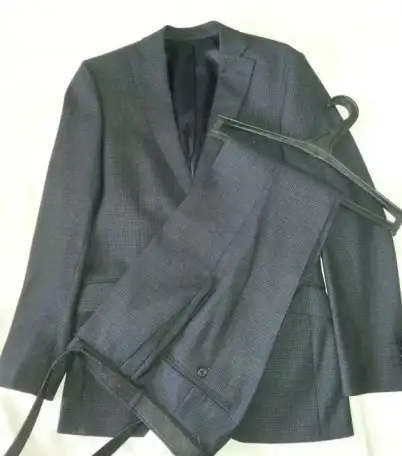 Костюм новый Truvor Classic Tailored Fit, фотография 3
