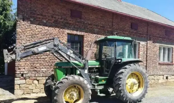 Трактор Gohn Deere 4040S, фотография 1