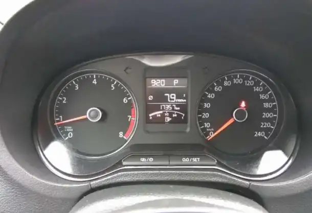 Продаю свой автомобиль Volkswagen Polo, фотография 4