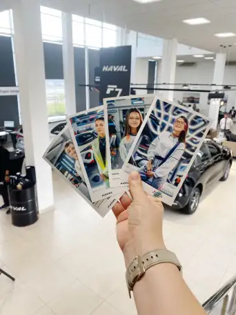 Фотостойка с нейросетью, фотография 1