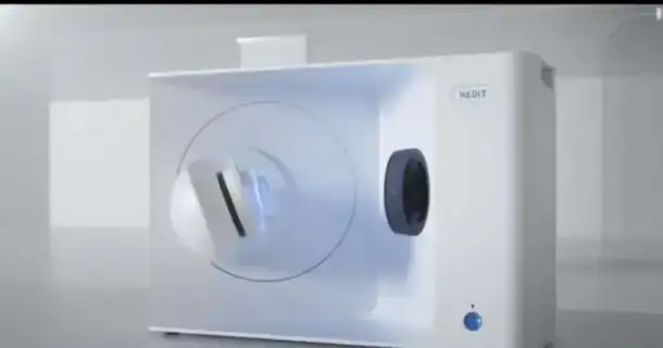 Medit T710 Tabletop 3D Dental Scanner, фотография 2