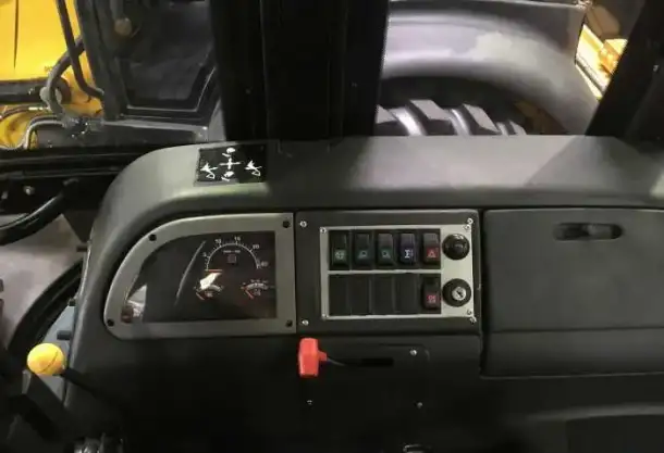 Экскаватор-погрузчик Gehl GLB 818S новый 2021г, фотография 11