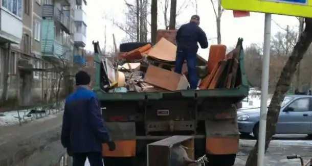 Вывоз хлама из квартиры, дома, гаража, дачи, частного дома, фотография 1
