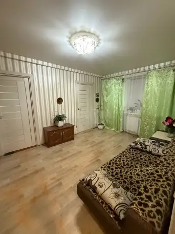 3-х комн квартира в городе Луганск квартал 50-лет Октября, 46,00 м², 2 эт., квартал 50-лет Октября, фотография 3