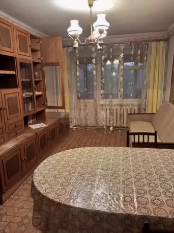 4-х комнатная квартира с авт отоп в городе Луганск квартал Солнечный, 65,00 м², 5 эт., квартал Солнечный, фотография 1