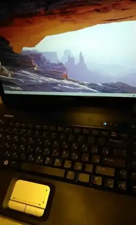 Ноутбук Dell Vostro A860\ 2133 Mhz\ 2000 Mb\ 150 hdd\ 15.6