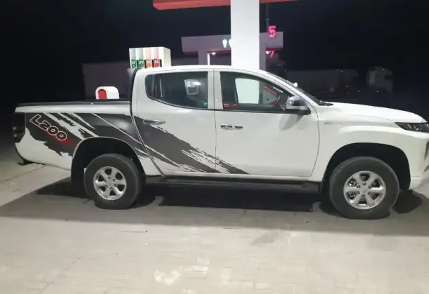Mitsubishi L200, фотография 1