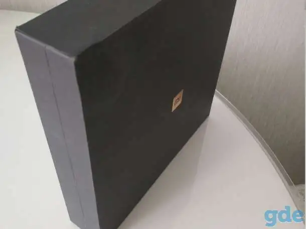 Черная коробка смартфона Xiaomi Mi Mix 2 new и  бумажки от него, фотография 1