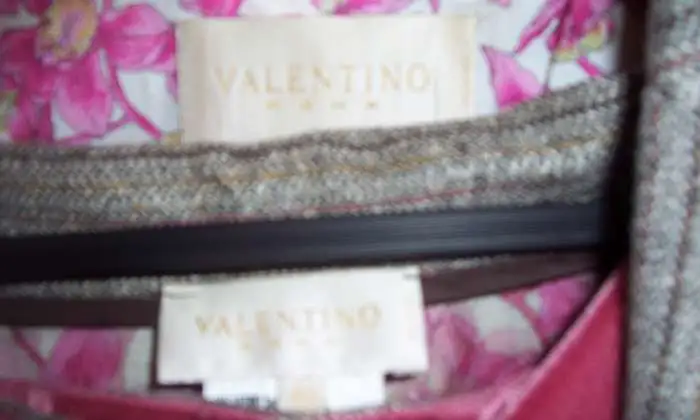 Продам женский костюм от Valentino, фотография 3