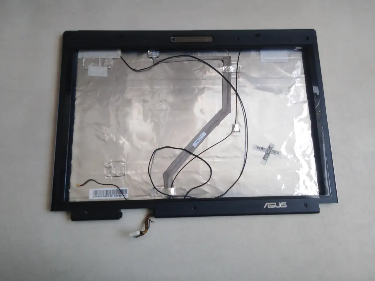 Asus X50 Asus F5 Asus Pro50 Крышка матрицы, фотография 3