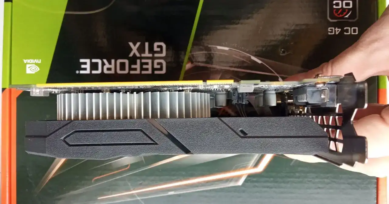 Видеокарта GIGABYTE NVIDIA GeForce GTX 1650 4 ГБ (GV-N1656OC-4GD)(rev. 1.0), фотография 5
