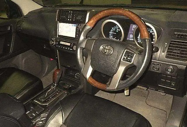 Toyota Land Cruiser Prado, фотография 5
