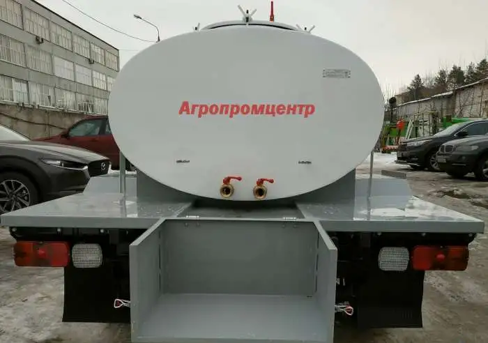 Молоковоз УАЗ 1500 литров, фотография 5