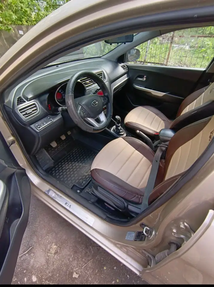 Продам машину Kia Rio, фотография 6