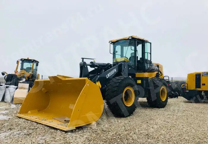 фронтальный погрузчик XCMG LW500FN, фотография 1