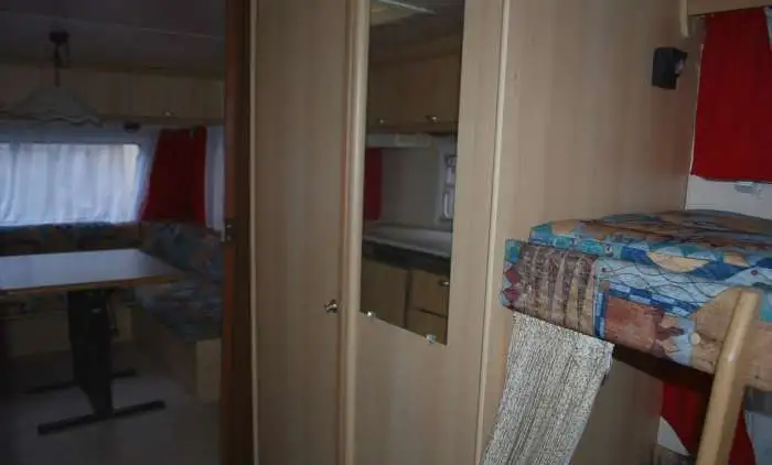 Прицеп дача, дом на колесах    BUERSTNER CLUB 4664 трейлер-автодом, караван, кемпер., фотография 3