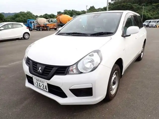 Универсал Mitsubishi Lancer Van кузов CVZNY12 модификация 16G гв 2019 4wd, фотография 1