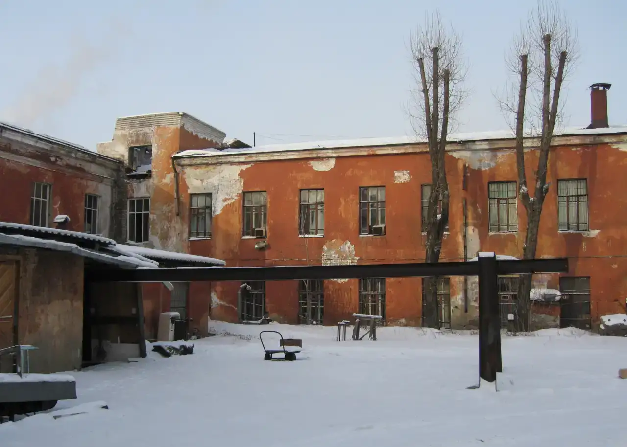 Продам бывшую фабрику, ул. Рабочего штаба, д. 24, фотография 2