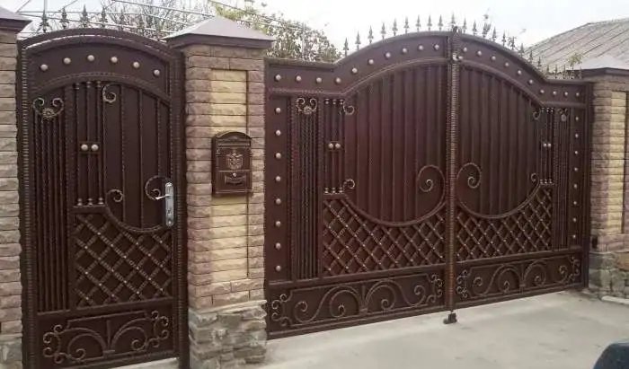 Двери,решётки,козырьки,лестницы и т.д., фотография 1