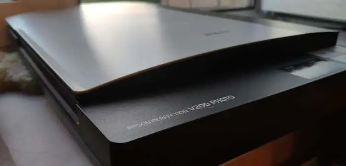 Два сканера Epson Perfection V200 Photo, один-донор, фотография 7