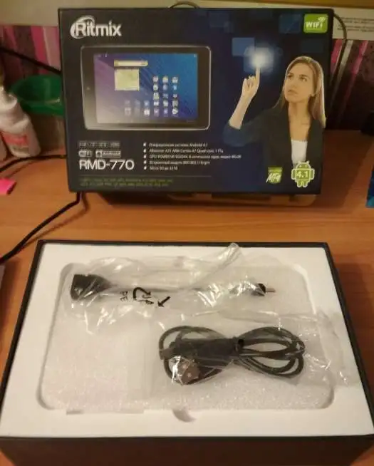 Планшетный компьютер Ritmix RMD-770, фотография 5