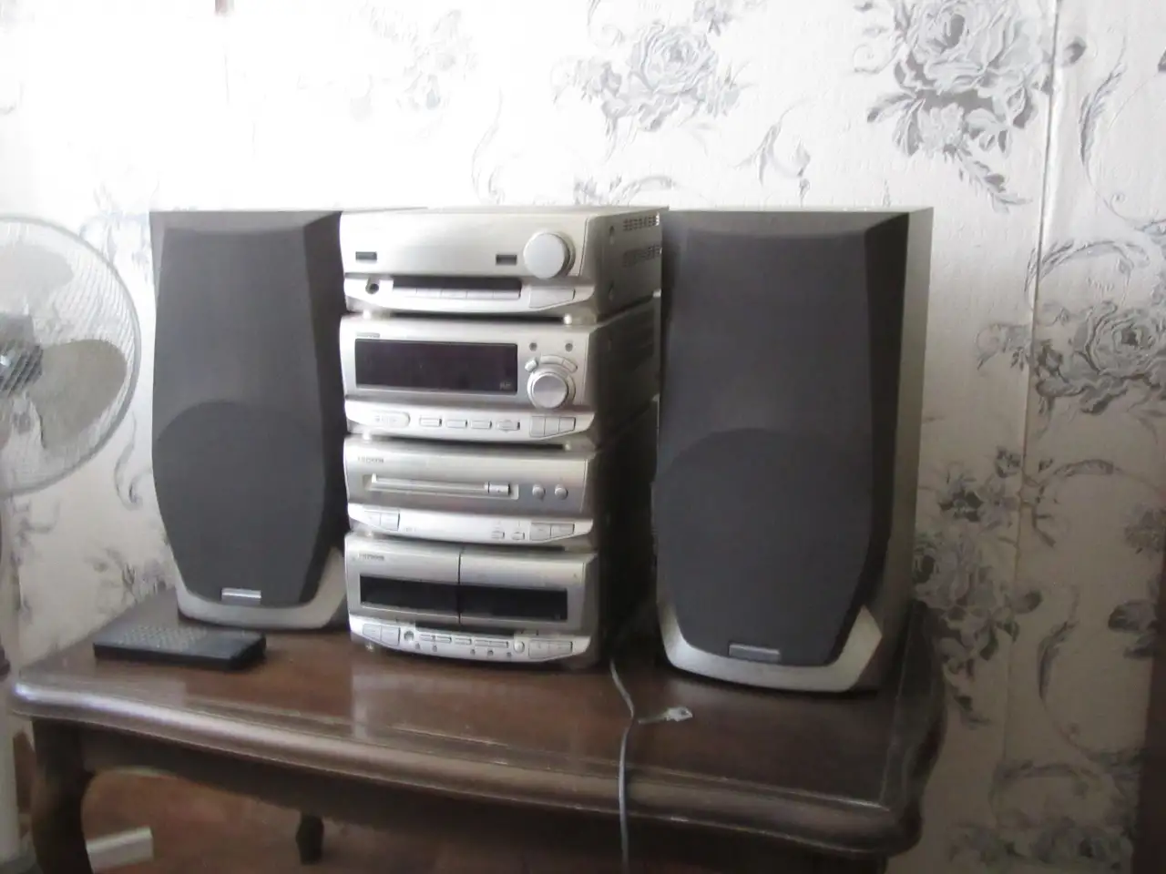 Музыкальный центр kenwood XD-6051, фотография 1