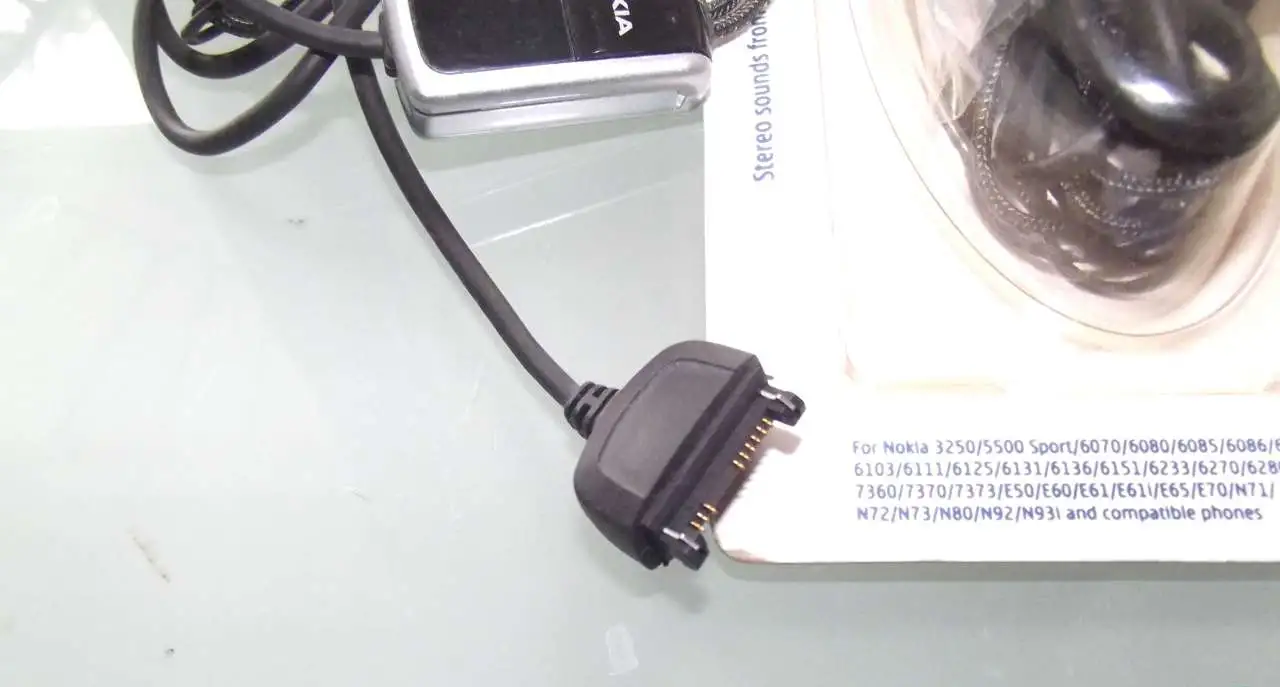 Стереогарнитура Nokia HS-23 ORIGINAL, фотография 2