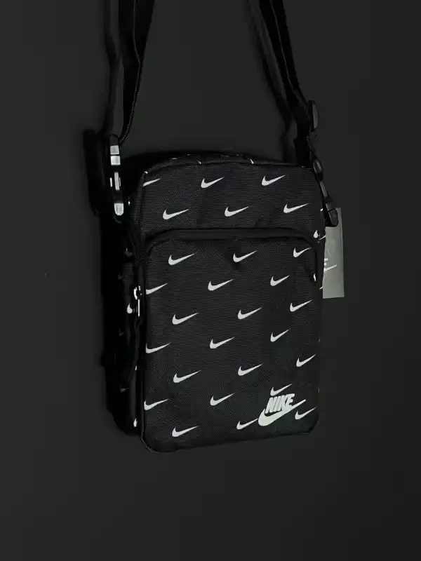 Сумка Nike, фотография 1
